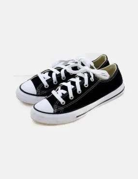 Converse Deportiva negra acordonada