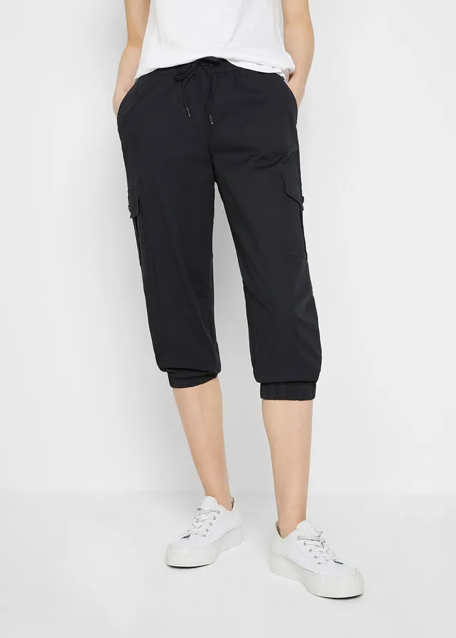 Pantalón cargo de largo 3/4 Negro