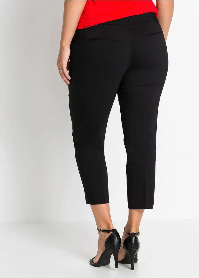 Pantalón ejecutivo tipo capri Negro