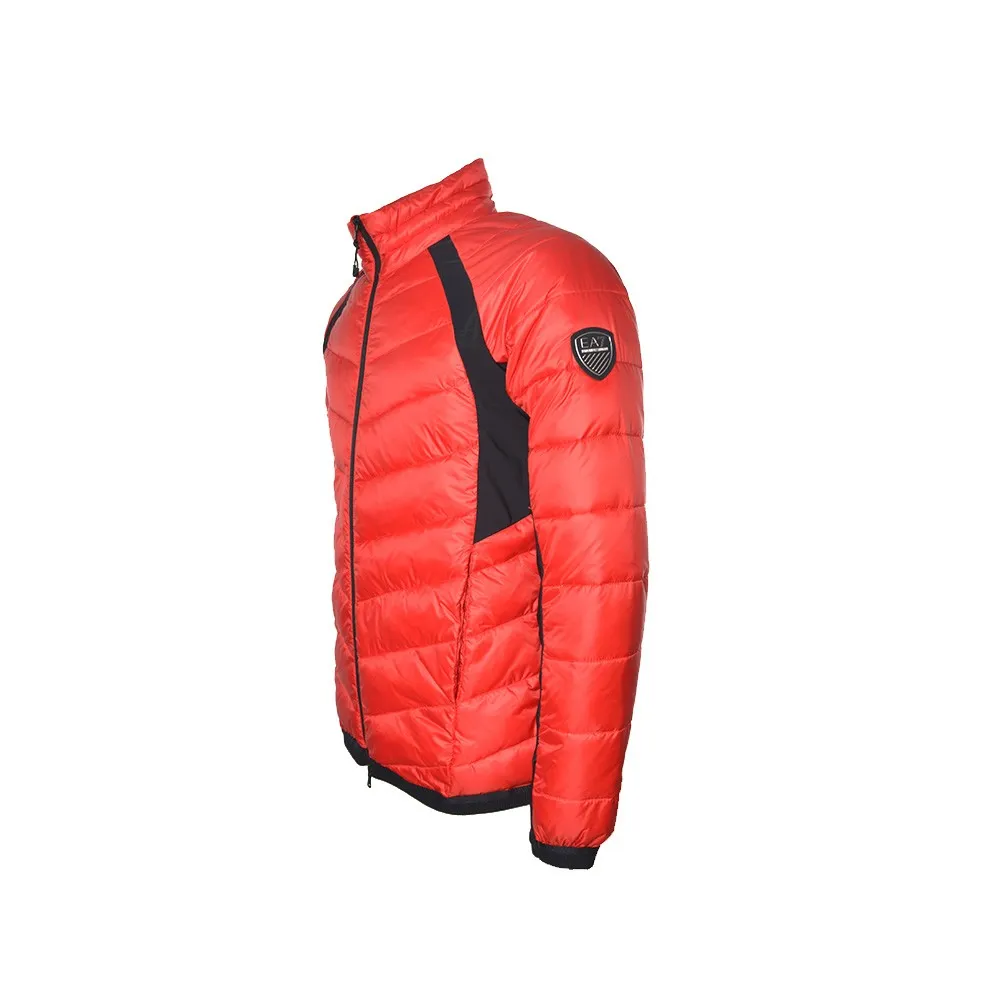 Plumón Ligero EA7 Emporio Armani 6LPB45 PNQ9Z Color Rojo y Negro