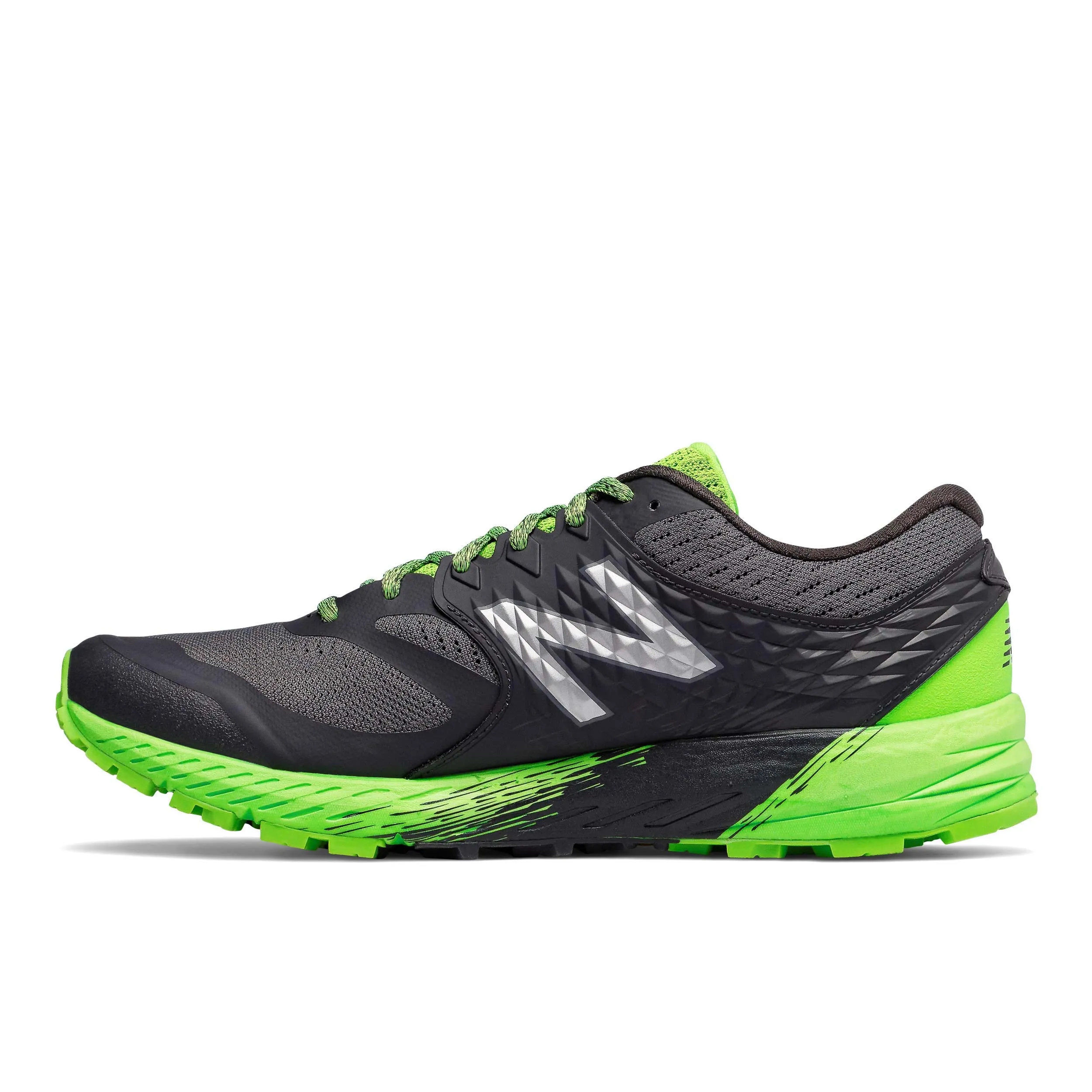 Zapatillas Outdoor Hombre New Balance Summit K.O.M Negra